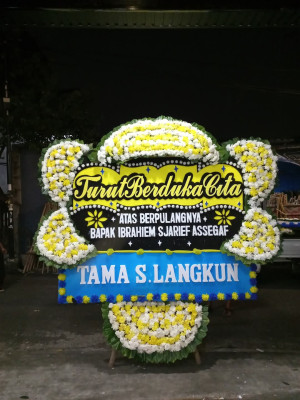 Papan Bunga Duka di Pasirlimus